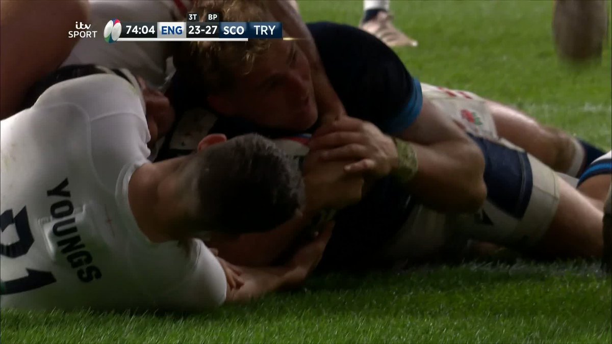 🏉 He's at it again! 🏴 Duhan van der Merwe with another HUGE try! #GuinnessSixNations | #ITVRugby