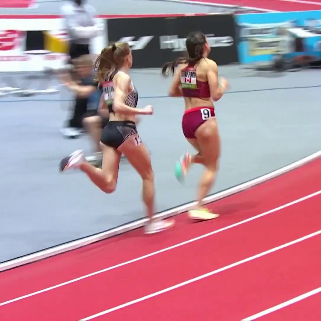 Heather MacLean takes the victory in the women’s mile at the #WorldIndoorTour. 📺: NBC and Peacock