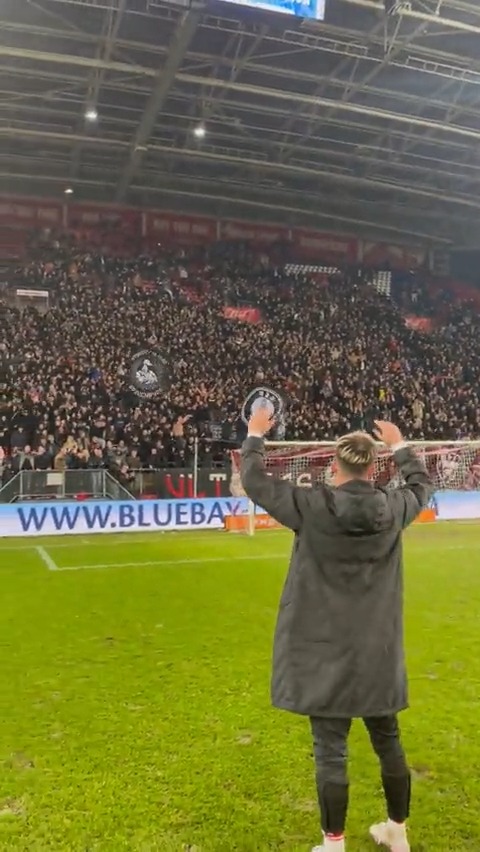 🗣️ 𝐓𝐚𝐲𝐥𝐨𝐫, 𝐓𝐚𝐲𝐥𝐨𝐫 𝐁𝐨𝐨𝐨𝐨𝐨𝐭𝐡! #fcutrecht #vanuithethart #utrhee