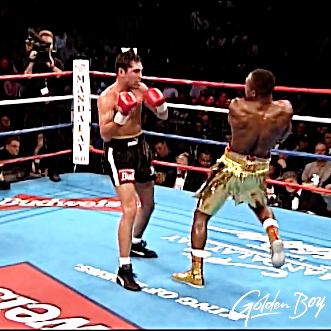 What has been your favorite Oscar De La Hoya fight and why? Drop a comment below and then head over to our IG page for a chance to win a 🥊SIGNED GLOVE🥊 #Happy50thBirthdayOscar