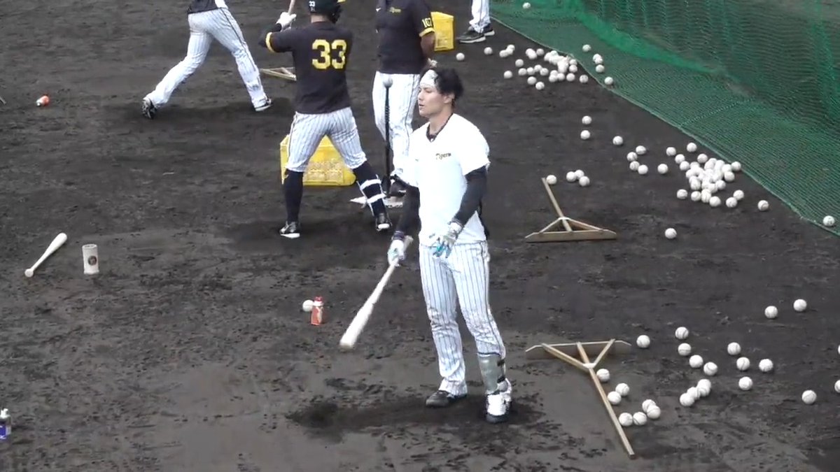【宜野座】ヘアバンドでより精悍に！個別練習でバットを振り込む榮枝選手！ #hanshin #虎テレ #阪神タイガース #ARE 虎テレでは春季キャンプをライブ配信