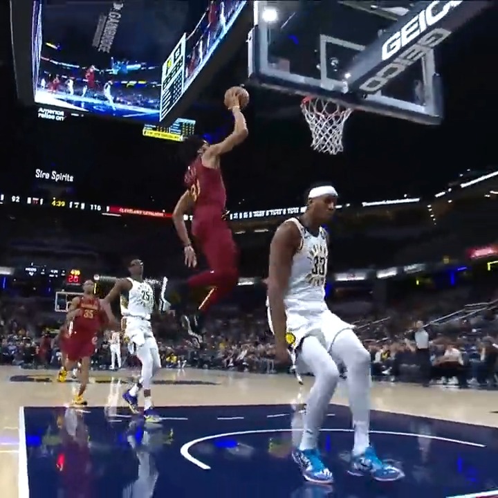 Jarrett Allen soaring in slo-mo 👀