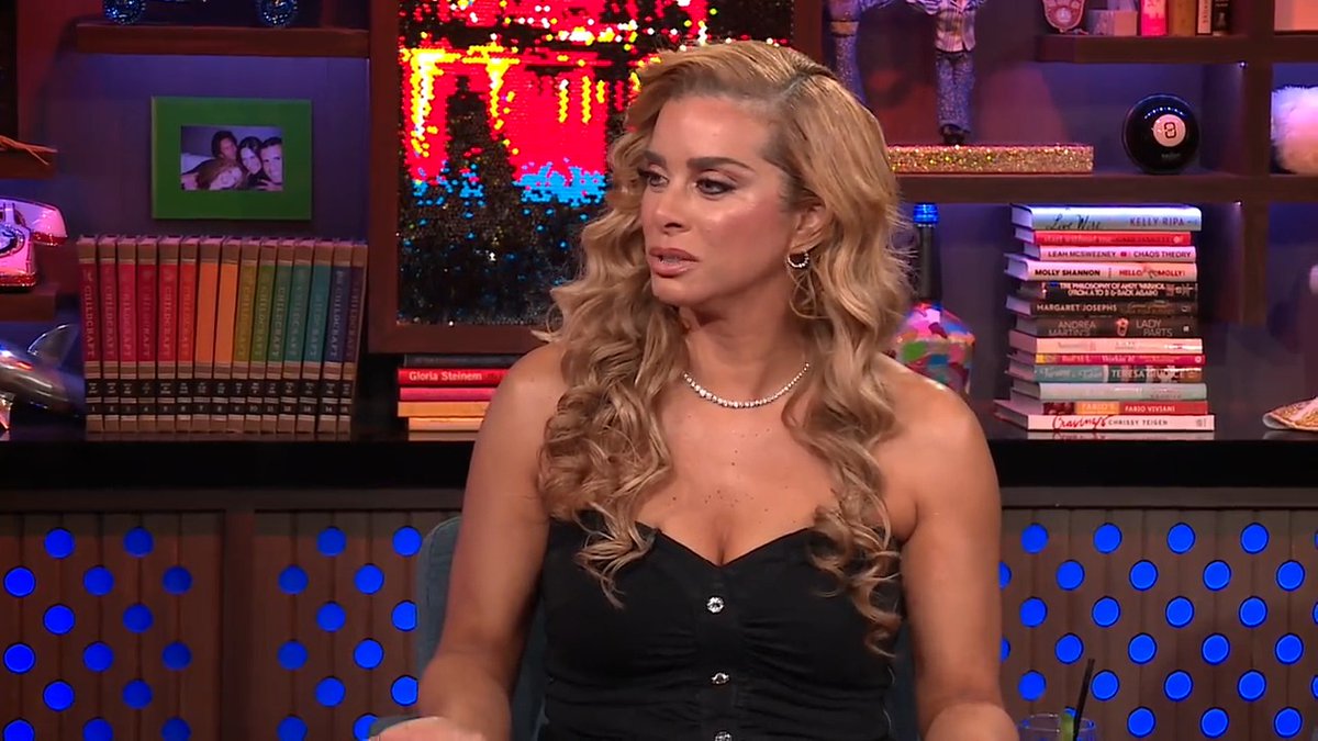 #RHOP star Robyn Dixon claims that she doesn’t “demand transparency” from her castmates. @RobynDixonRHOP #WWHL