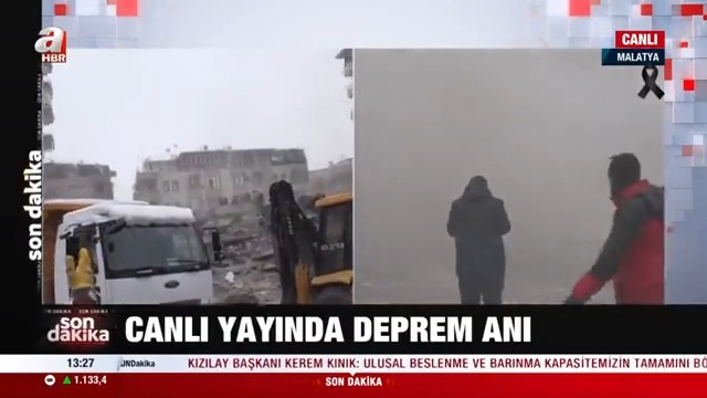 #SONDAKİKA Canlı yayında #deprem anı #Malatya’da artçı sarsıntı sırasında hasarlı binalar yıkıldı