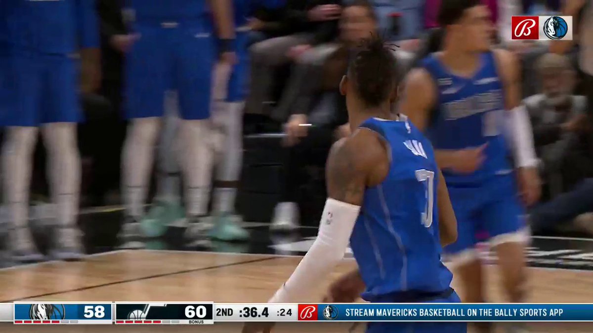 Chris Silva's first point as a Dallas Mavericks! ✨ #MFFL