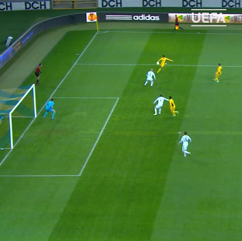 #GoalOfTheDay | Taison vs Rosenborg (2012)