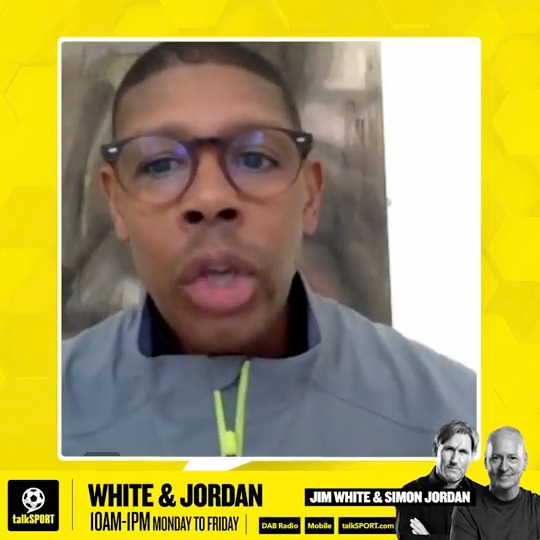 👀 “I’ll throw a name at you…” 👏 “Paul Heckingbottom, the job he has done at Sheffield Utd is remarkable.” 🔎 “He is one I would be looking at!” Ex-#LUFC midfielder Carlton Palmer believes Leeds United should consider re-hiring #SUFC manager Paul Heckingbottom!