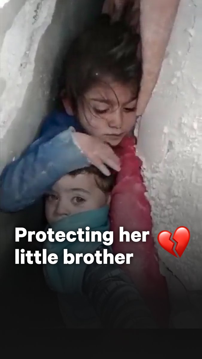A young girl comforting and protecting her little brother under the rubble in Syria 💔 No child should have to go through this. #TurkeySyriaEarthquake Donate here to help provide emergency aid to the survivors in Turkey and Syria. They need our help now: