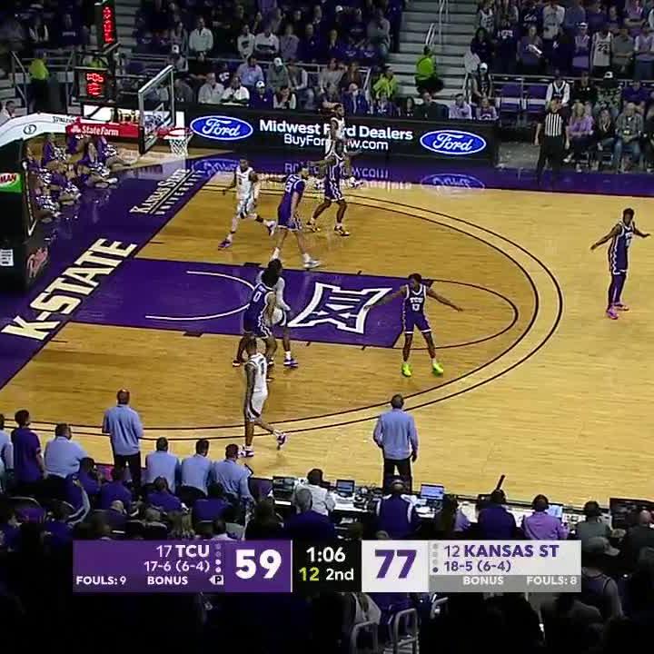 MARKQUIS NOWELL WITH THE DAGGER LOGO 3 😤 K-State Men's Basketball