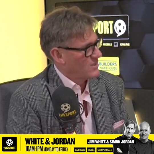 🤷‍♂️ “I don’t understand why Sharp feels the need to worry about a team they should have beaten first time around.” 😡 “You’re 37-years-old, played in the PL, why in God’s name do you feel the need!?” Simon Jordan slates #SUFC’s Billy Sharp for his outburst about #WxmAFC! 🤫