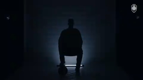 Met den bal aan de voet Blijven we drijven Blijven we drijven Op zoek naar het doel ✍️❤🤍 #Tuur2026