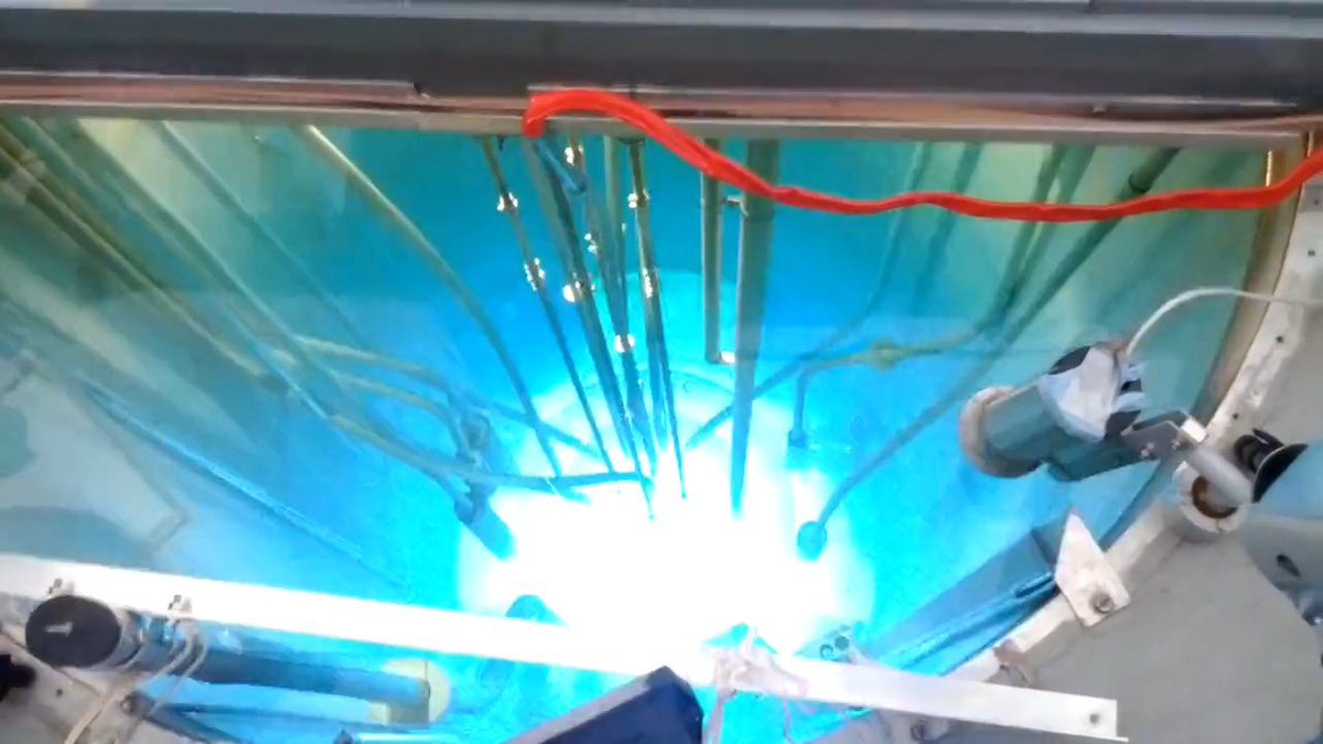 WATCH 👀 : It's not every day you get to see a test reactor pulse! h/t: IAEA - International Atomic Energy Agency ⚛️