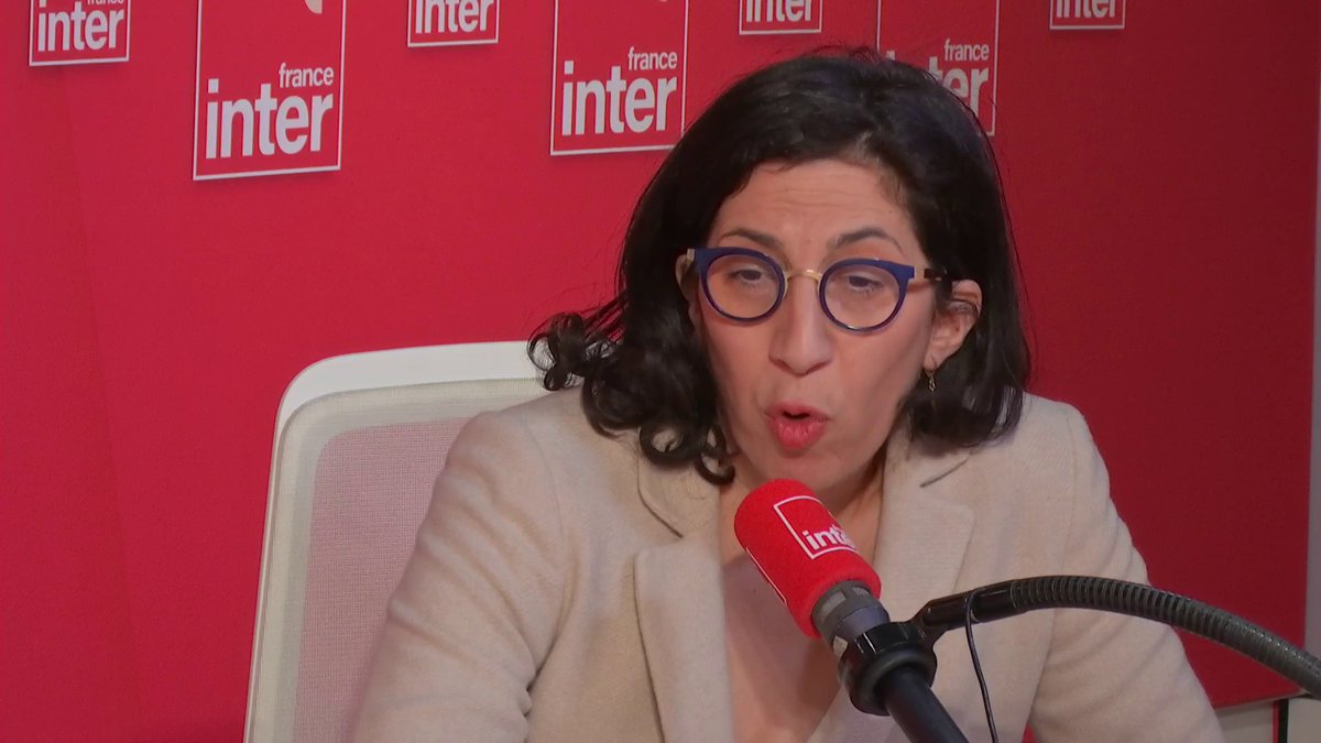 C8 et Cnews privées de fréquences ? "Il y a eu une vingtaine d'interventions de l'Arcom depuis 2019", note la ministre de la Culture. "Je rappelle juste les obligations" à respecter pour "les chaînes qui ont accès à des fréquences gratuites", dit Rima Abdul Malak. #le7930inter