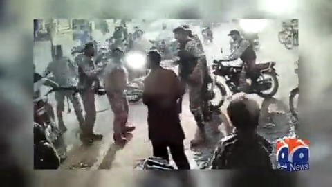کراچی میں رینجرز موبائل کی جانب سے موٹر سائیکل کو ٹکر مارے جانے کی ویڈیو پر رینجرز حکام کا موقف سامنے آگیا