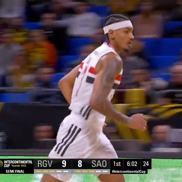 ⚡ Tulio Da Silva is there to clean up! ⚡ #IntercontinentalCup I SPFC Basquetebol