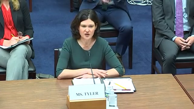 I don’t know how I missed this but this woman is terrific! Amanda Tyler testified to the 1/6 Committee, and describes the difference between Christianity and Christian Nationalists. She has pretty much summed it up, logically. #wtpBLUE #DemVoice1 #ONEV1