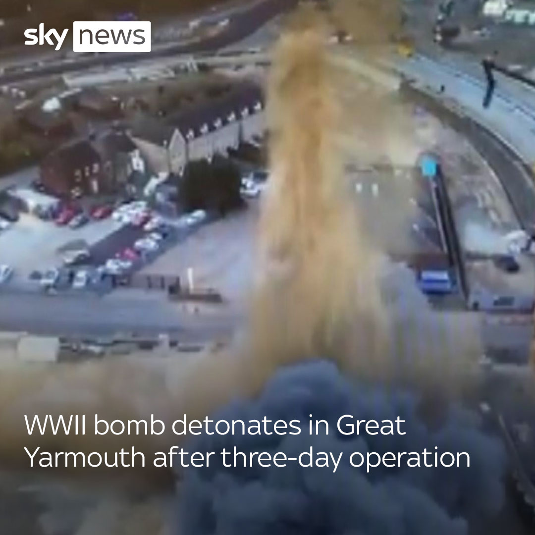 A wartime bomb has detonated in Great Yarmouth, Norfolk, after a three-day effort to diffuse it. Latest videos:
