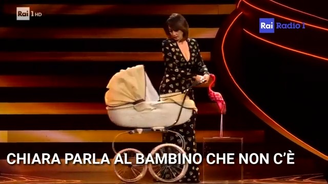 🔵 #Sanremo2023 Non avere figli e per questo sentirsi sbagliate. Chiara #Francini porta un tema di grande attualità nel suo monologo al Festival Video RaiPlay