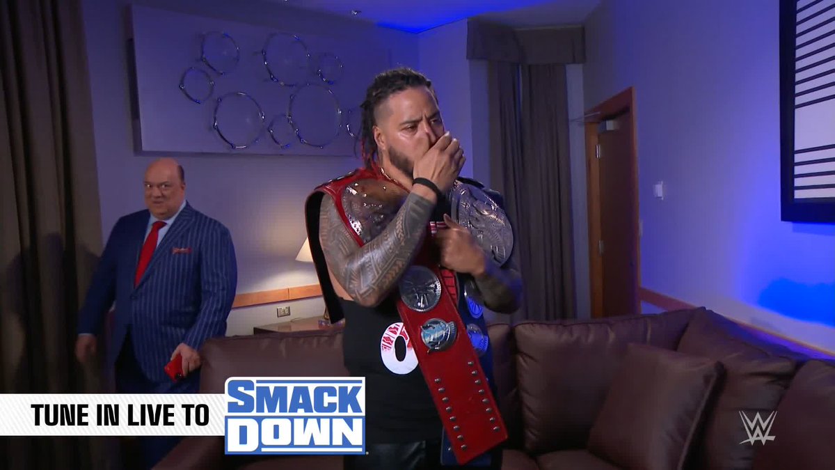 "Sometimes you see things on TV, that you don't see when you're here live." Roman Reigns told Paul Heyman that he wants The The Usos to stay home next week... 👀 #SmackDown