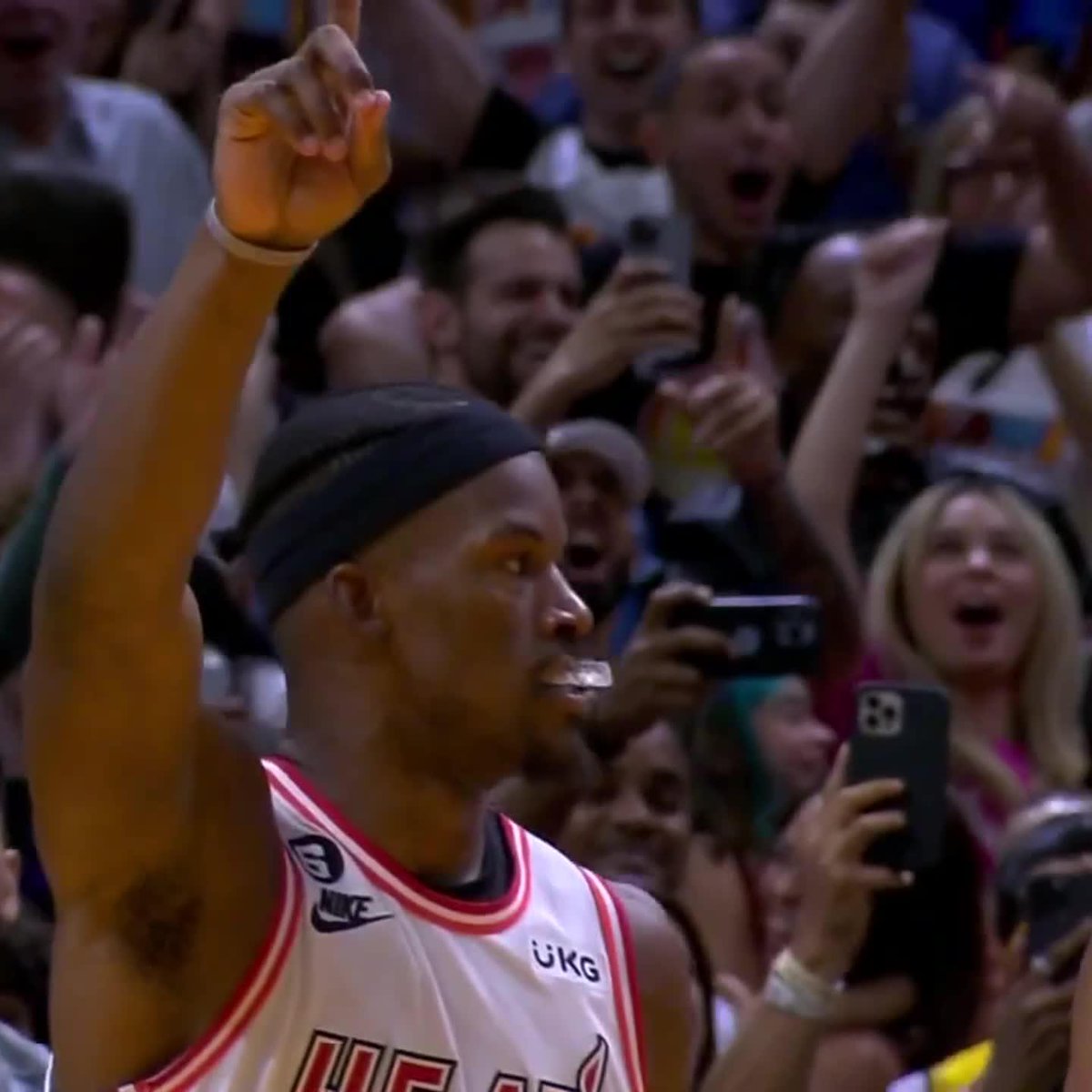 JIMMY BUTLER GAME WINNER 🔥