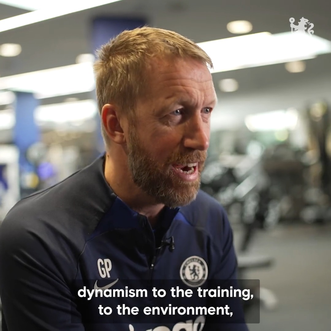 Sitting down with the head coach ahead of today! 📽 #WhuChe