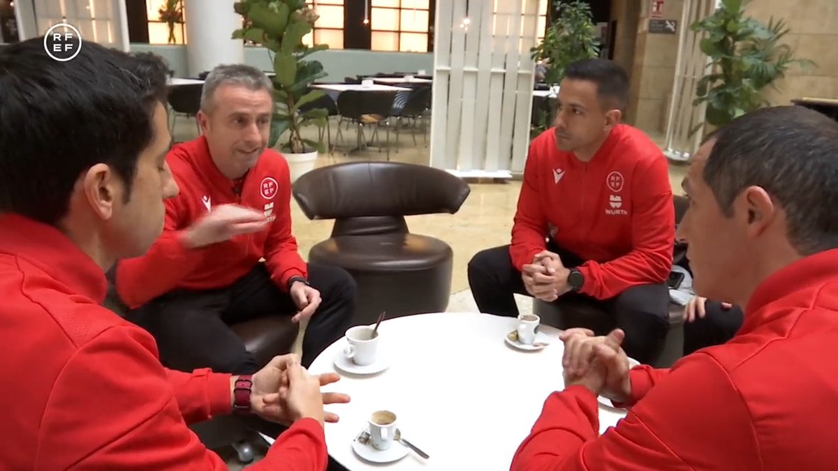 ⚖️⚽️📺 Así vivió el colegiado Alejandro Martínez Flores el derbi de la #CopaDeEspaña DonDominio 🆚 Jimbee Cartagena Costa Cálida ❤️🤍 - ElPozo Murcia Costa Cálida FS 😱 P.D: No te pierdas el final...