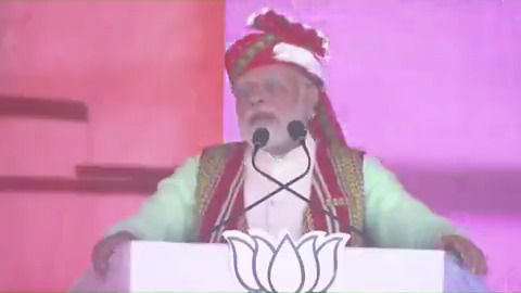 भाजपा के शासन में त्रिपुरा में कानून का राज स्थापित हुआ है। पहले राज्य में किसी ना किसी बहाने लोगों को जो चंदा देना पड़ता था, अब भाजपा सरकार ने उन्हें उससे मुक्ति दिला दी है।