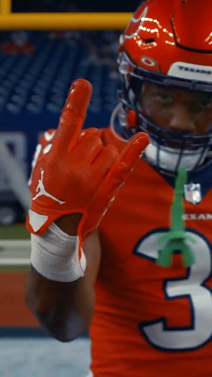 Texans fans got creative when y'all heard about the possible new unis 👀