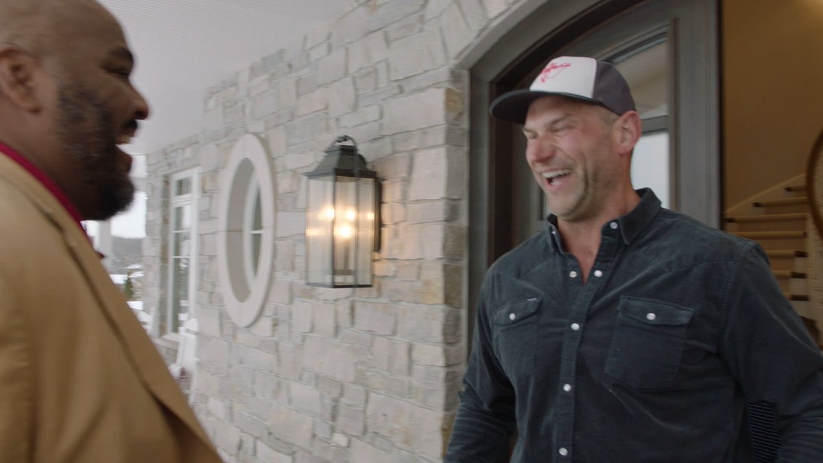 The daughter of Joe Thomas: "I love you guys for picking my dad!" 🥺 Hall of Fame Knocks: Welcome to Canton ➡️ tonight at 8:00 PM (EST) on NFL Network.