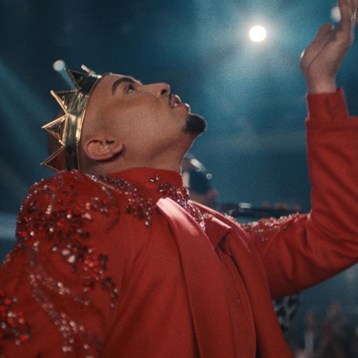 The soundtrack is "Pose." The category is Rihanna. Turn it up. Roc Nation NFL NFLonFOX #SBLVII #AppleMusicHalftime