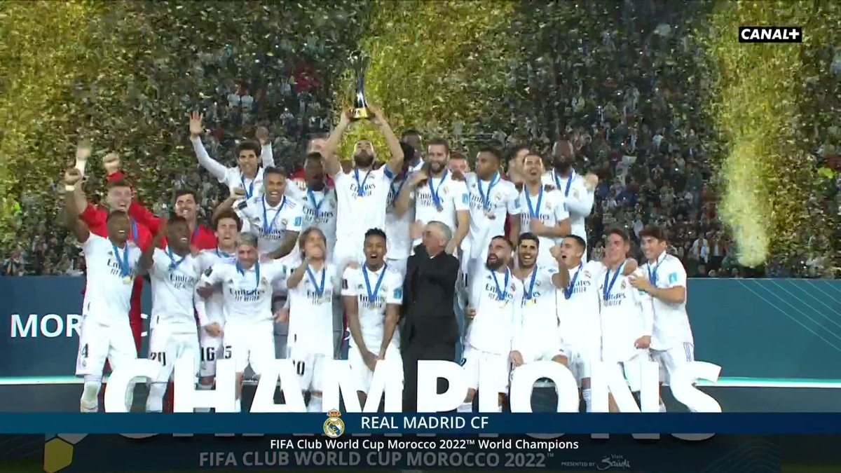 Nouveau trophรฉe pour le Real Madrid de Karim Benzema. ๐ ๐ฅ CANAL+ Foot
