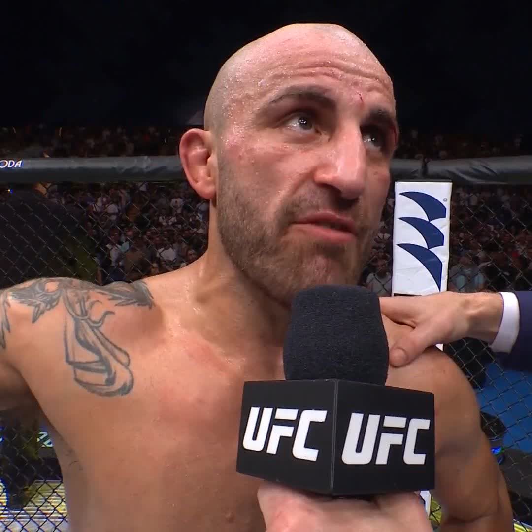 Volk is coming back and will be better than ever! Nothing but class from @AlexVolkanovski after our #UFC284 main event 👏