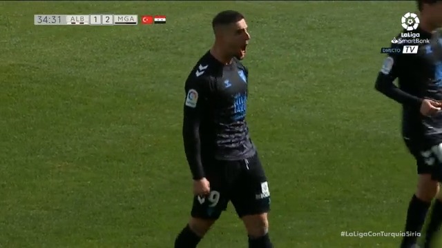 ¡Invocando a Fernando Alonso! -¿Cómo 33? -Sí, el gol de Francisco Sol Ortiz para el Málaga CF ha sido en el 33:33