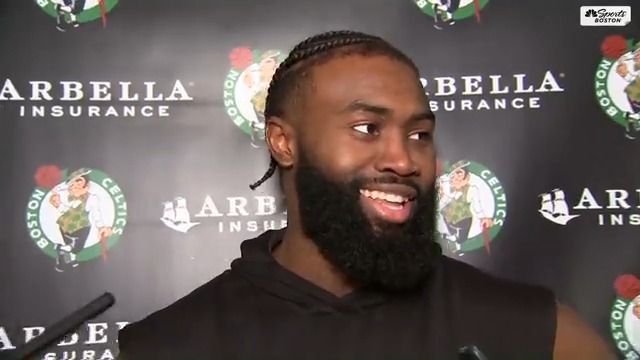 "Jayson Tatum. I'm getting a car???... He lyin." 😂 Jaylen Brown calls out JT after he told the media he was going to get him a car after his facial fracture 😂 🚗