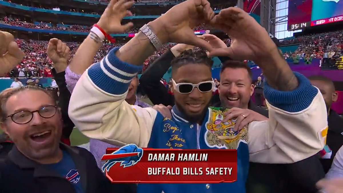 Here for this moment. ❤️💙 Before kickoff, 𝐃𝐚𝐦𝐚𝐫 𝐇𝐚𝐦𝐥𝐢𝐧 was honored along with the heroes who saved his life. #SBLVII