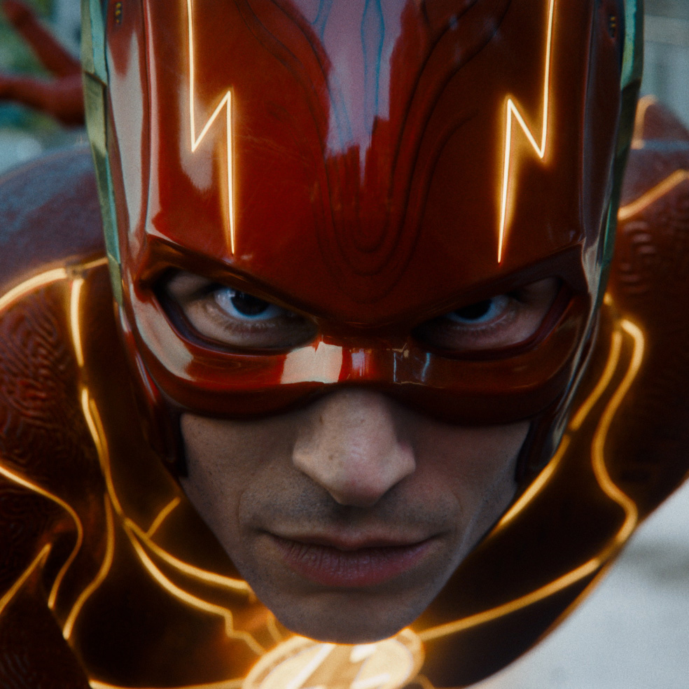 Em junho, os mundos irão colidir. Trailer completo de The Flash disponível agora! #TheFlashFilme