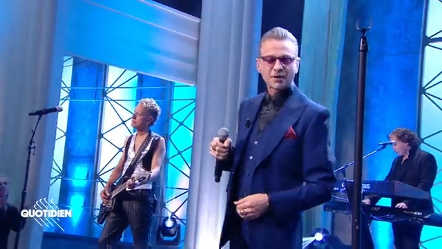 Pour la première fois sur un plateau télé, Depeche Mode interprète son nouveau titre « Ghosts again » ✨ #Quotidien