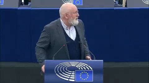 Clear support from European Parliament for putting the car industry on the road to zero-emissions. The global transition is happening, and EU car industry is ready to lead it. Executive Vice-President @TimmermansEU at the #EPlenary #EUGreenDeal
