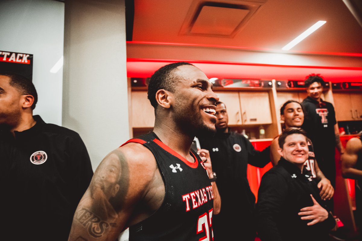 It's a beautiful morning, right De’Vion Harmon?
