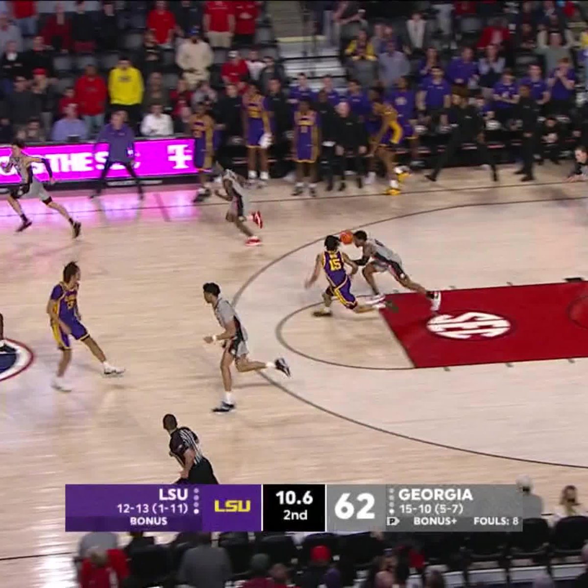 Justin Hill high off the glass FOR THE WIN 😱