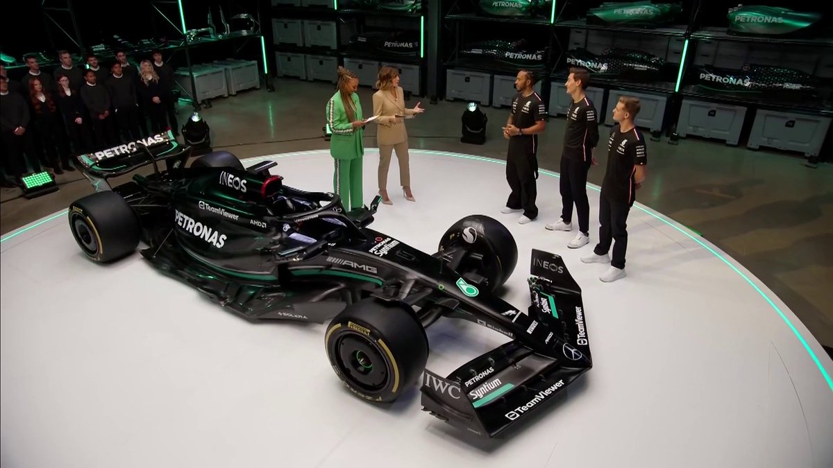 Lewis Hamilton and George Russell react to the NEW W14 🙌