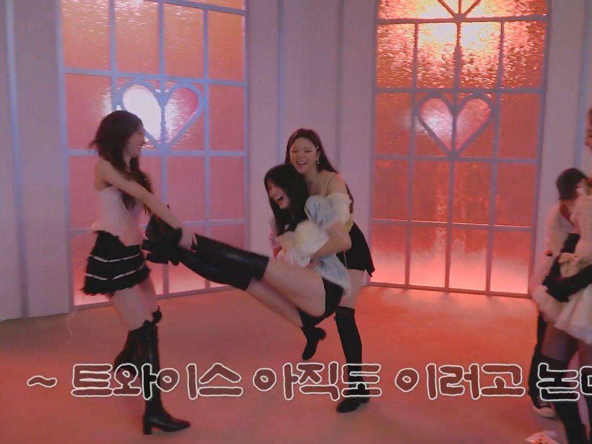 Jeongyeon and Sana playing with Momo swinging her around, why is it always Momo 😭😭