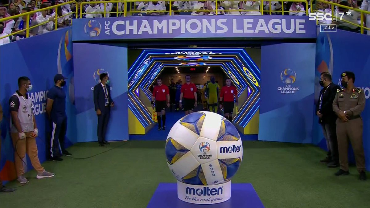 -من ذاكرة #دوري_ابطال_اسيا : -اليكم اعظم مباراة في تاريخ الكرة الاسيوية ، تلك التي جمعت بين #الهلال_النصر نصف النهائي في 2021 حينما انتصر الزعيم على الغريم واكّد السطوه الاسيوية :💙🔥😍😍