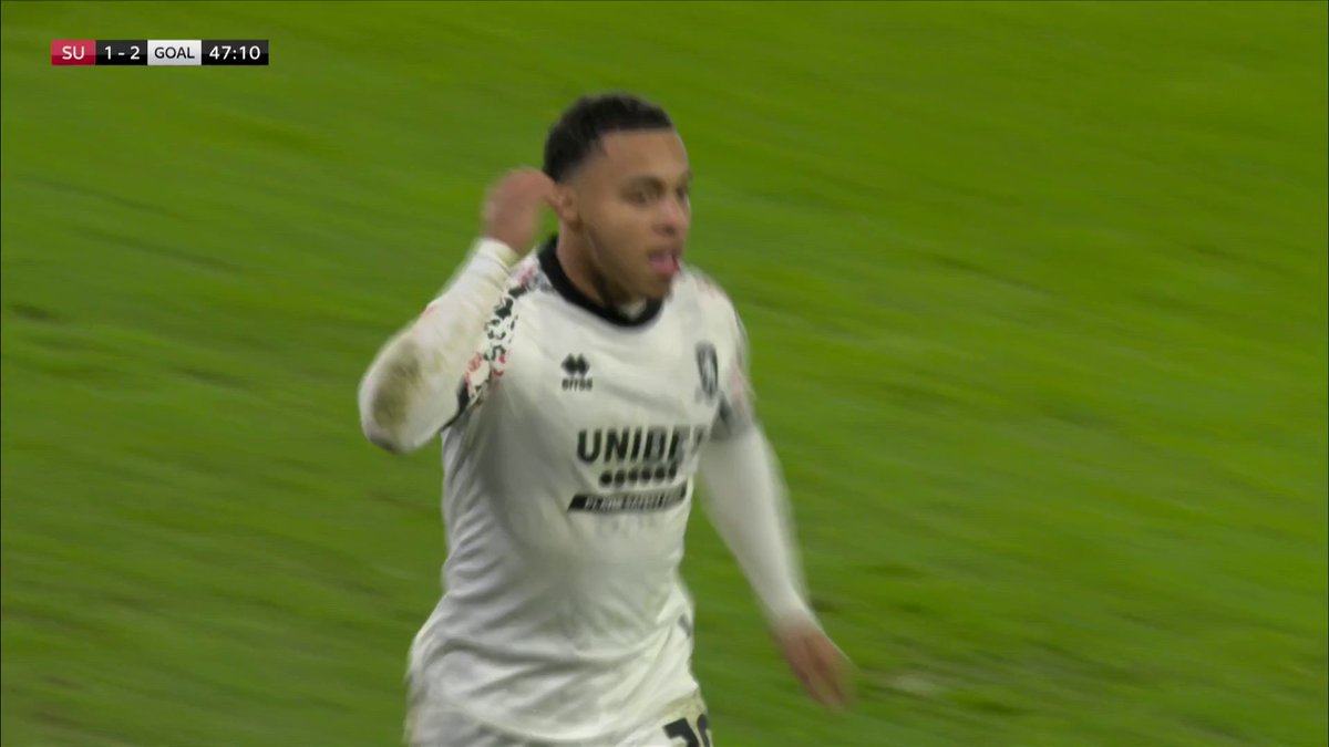"A BLOCKBUSTER OF A FINISH FROM CAMERON ARCHER!" 😮💨 Michael Carrick's Middlesbrough score a HUGE goal in the race for automatic promotion 📈