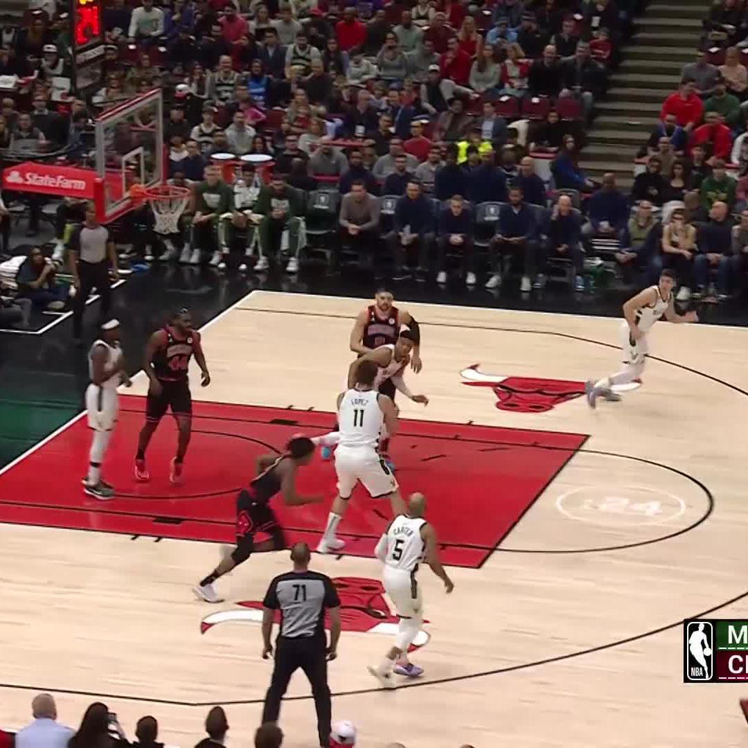 The assist to make Giannis the all-time assist leader in Bucks franchise history!!