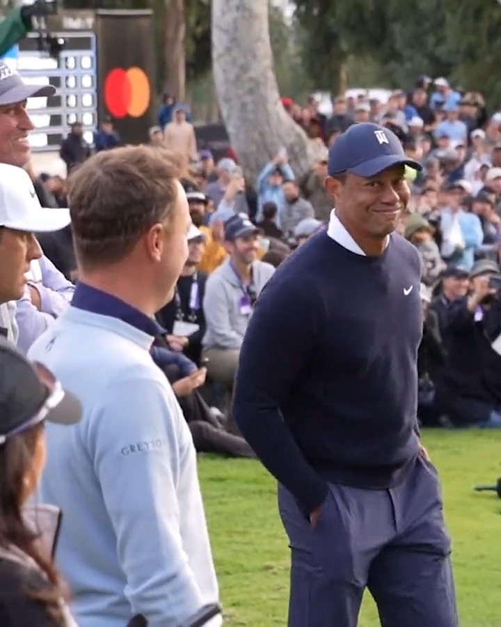 A frenzy of a finish. Justin Thomas, Rory McIlroy and Tiger Woods ALL birdie the 18th hole in front of a massive gallery @TheGenesisInv.