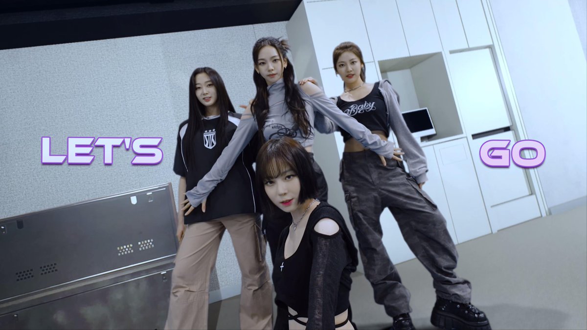 2023 aespa 에스파 1st Concert ‘SYNK : HYPER LINE’ KWANGYA VLOG 2023 aespa 1st Concert ‘SYNK : HYPER LINE’ 〖 잠실실내체육관 〗 ➫2023.02.25(SAT) - 6PM(KST) ➫2023.02.26(SUN) - 5PM(KST) + ONLINE #aespa #SYNK_HYPERLINE #aespa1stConcertSYNK_HYPERLINE