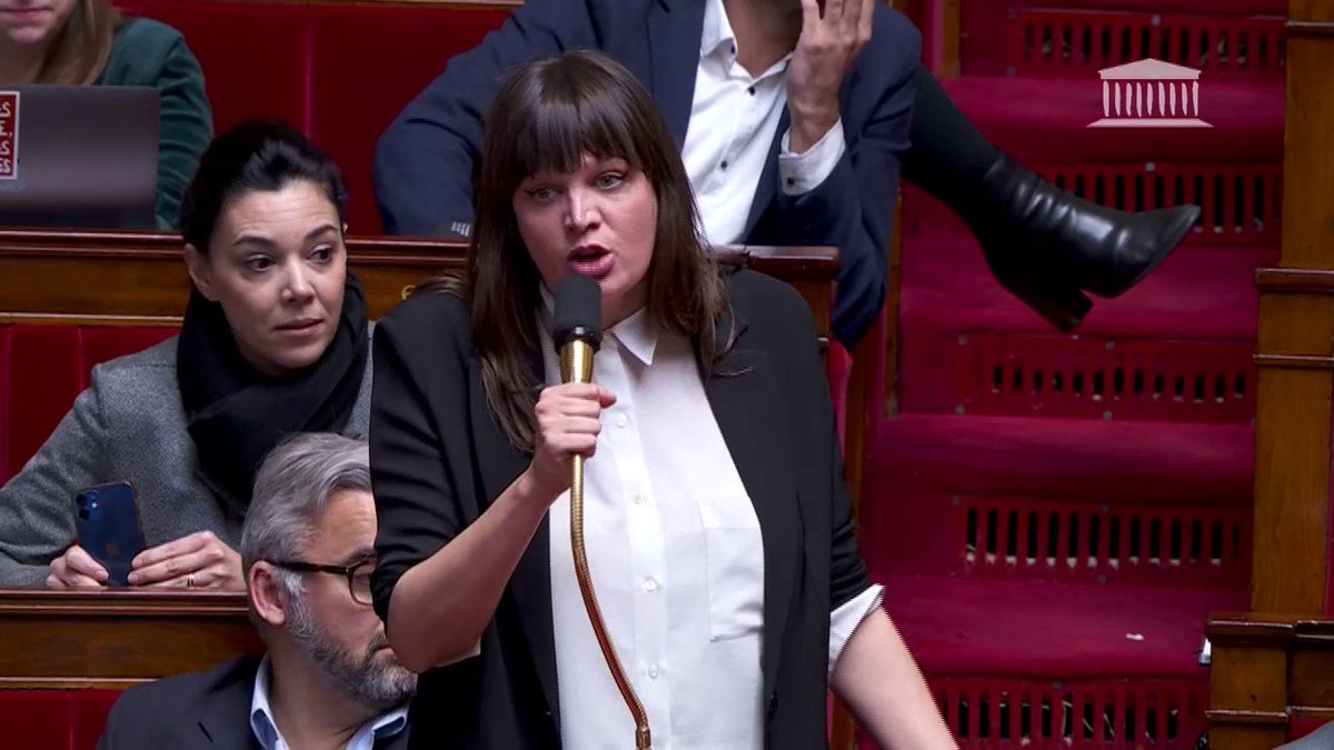 💬 "C'est honteux ! C'est honteux !" La députée LFI Alma Dufour met en colère Yaël Braun-Pivet après avoir affirmé qu'elle "a omis de déclarer 40.000 euros d'actions chez TotalEnergies"