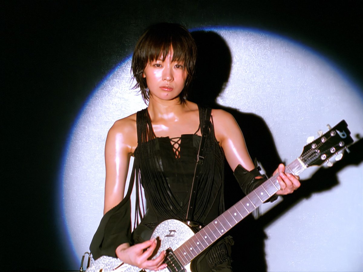👩🎤 tokyo incidents 🎵 "gunjou biyori" - "ideal days for ultramarine" 💿 "kyouiku" - "education" (2004) ✨