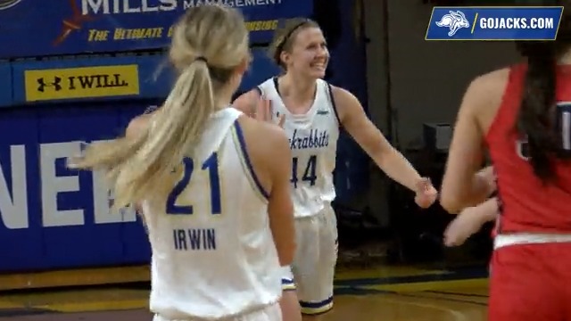 𝗦𝗘𝗡𝗜𝗢𝗥 𝗪𝗘𝗘𝗞 Thanks for being a Jackrabbit, Myah Selland! #GoJacks 🐰